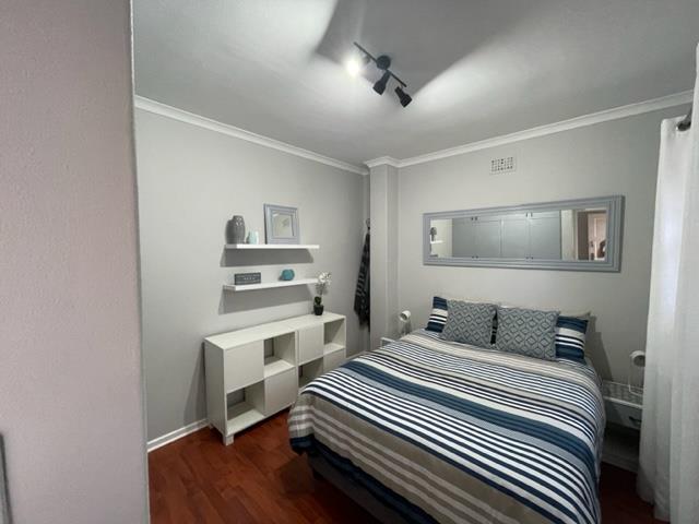 To Let 1 Bedroom Property for Rent in Sea Point Western Cape